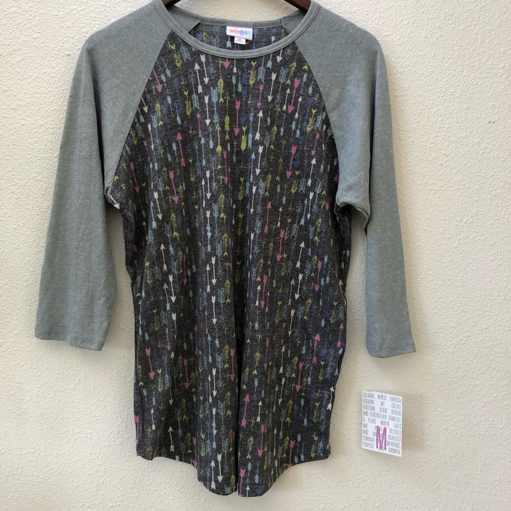 LuLaRoe Randy Shirt ✨new with tags✨